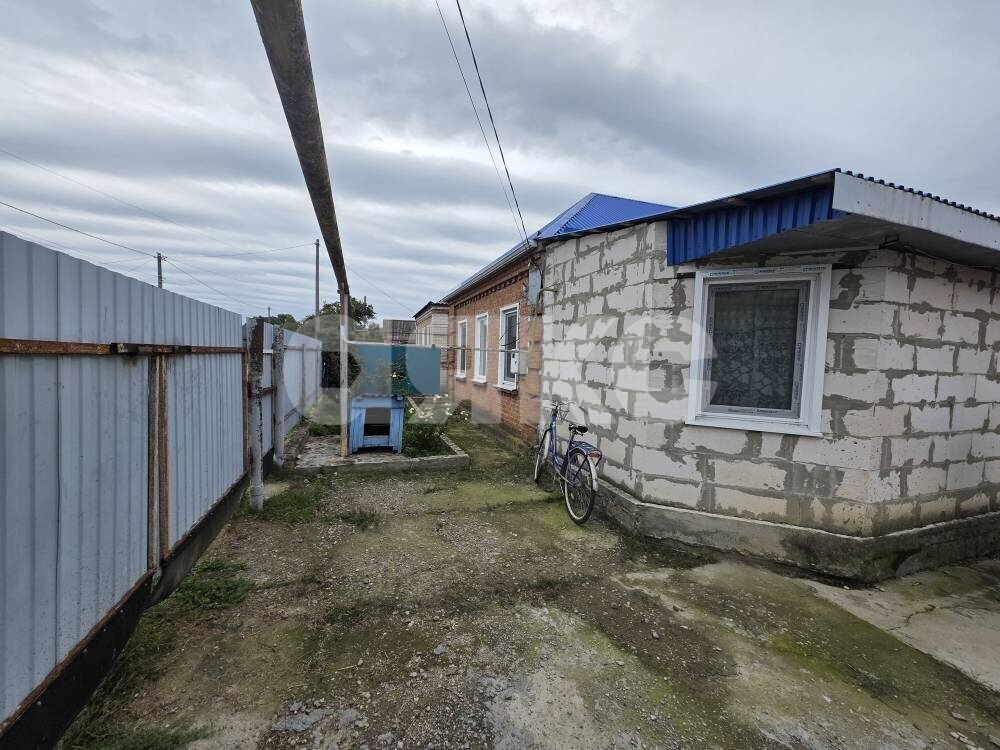 Фото №1: Дом 58&nbsp;м² + 7.7&nbsp;сот., 1&nbsp;эт. - Кореновск, ул. Нижне-Набережная