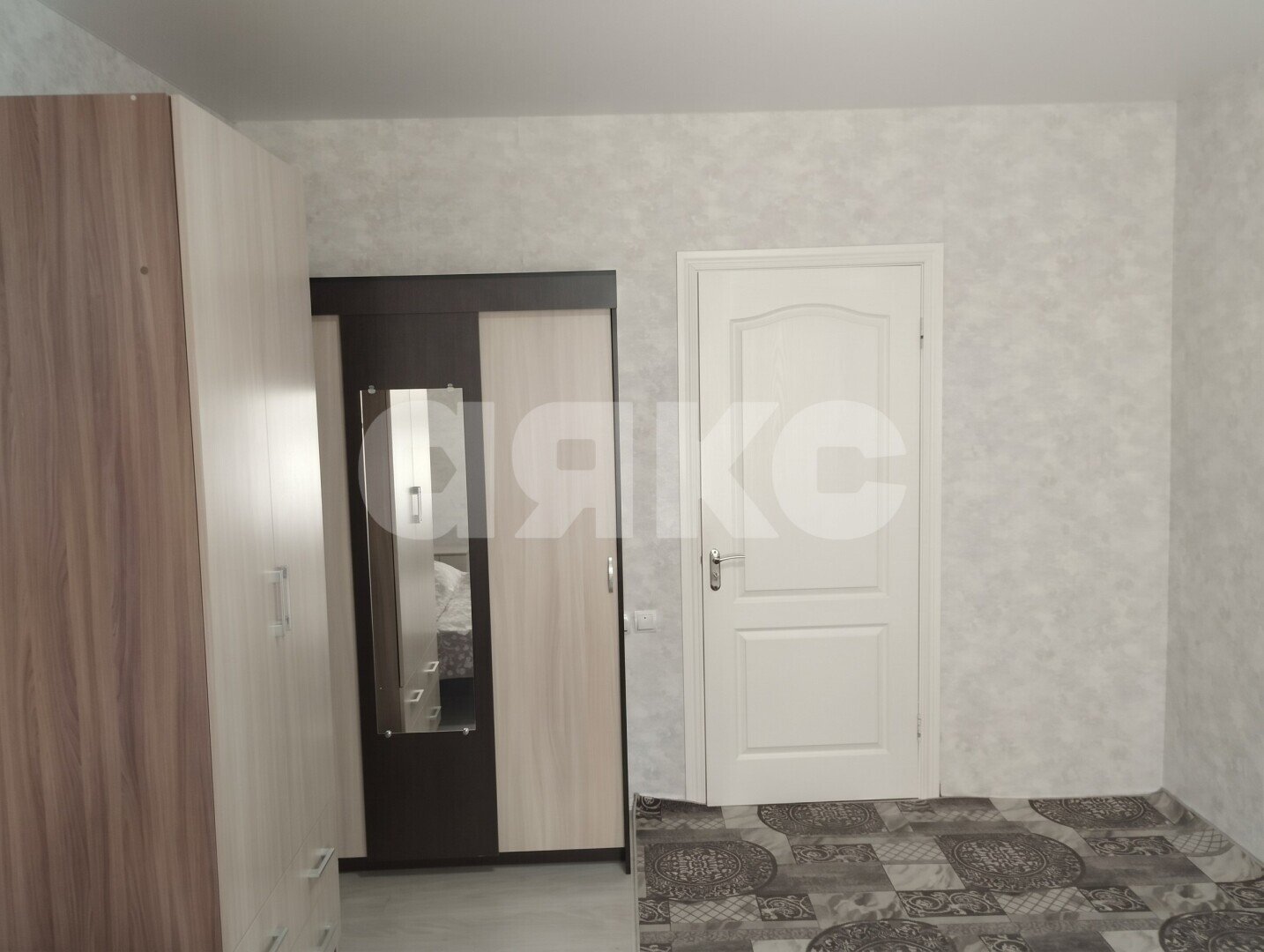 Фото №2: 2-комнатная квартира 42&nbsp;м², 1/1&nbsp;эт. - Луганск, р. Каменнобродский, ул. Цупова, 14