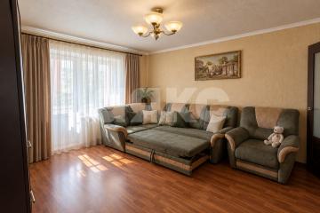 Фото №1: 2-комнатная квартира 59 м², 4/10 эт. - Луганск, мкр. городок Острая Могила, ул. Генерала Лашина, 186