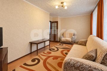 Фото №1: 2-комнатная квартира 45 м², 3/9 эт. - Луганск, р. Ленинский, ул. Титова, 3