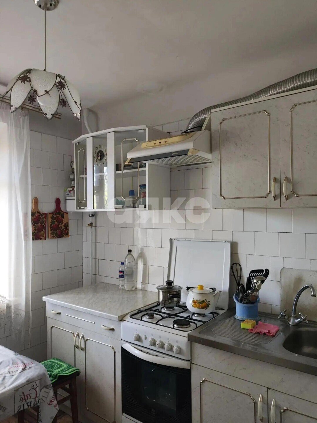 Фото №1: 3-комнатная квартира 57&nbsp;м², 2/3&nbsp;эт. - Мелитополь, пр-кт Богдана Хмельницкого, 6