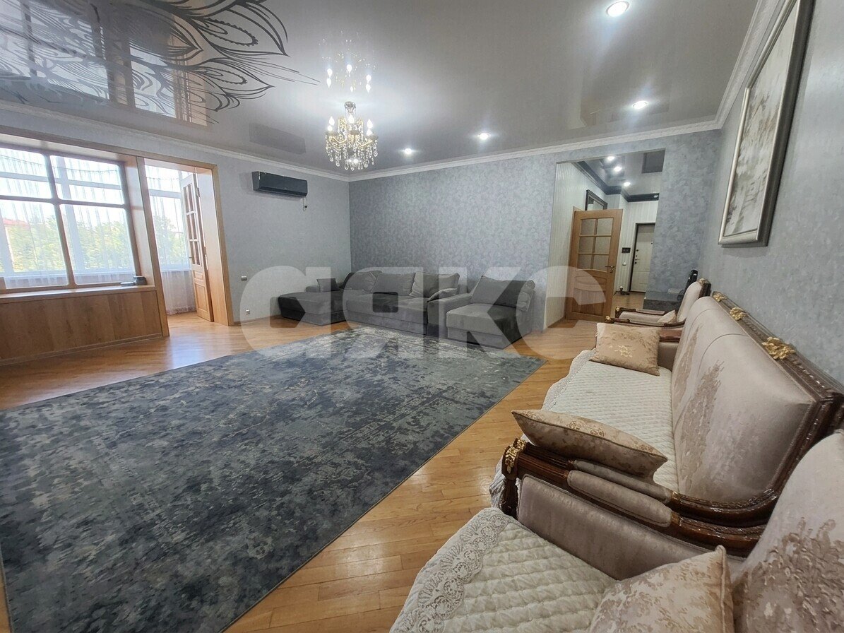 Фото №4: 4-комнатная квартира 141&nbsp;м², 2/9&nbsp;эт. - Майкоп, мкр. квартал Черёмушки, ул. Пионерская, 377