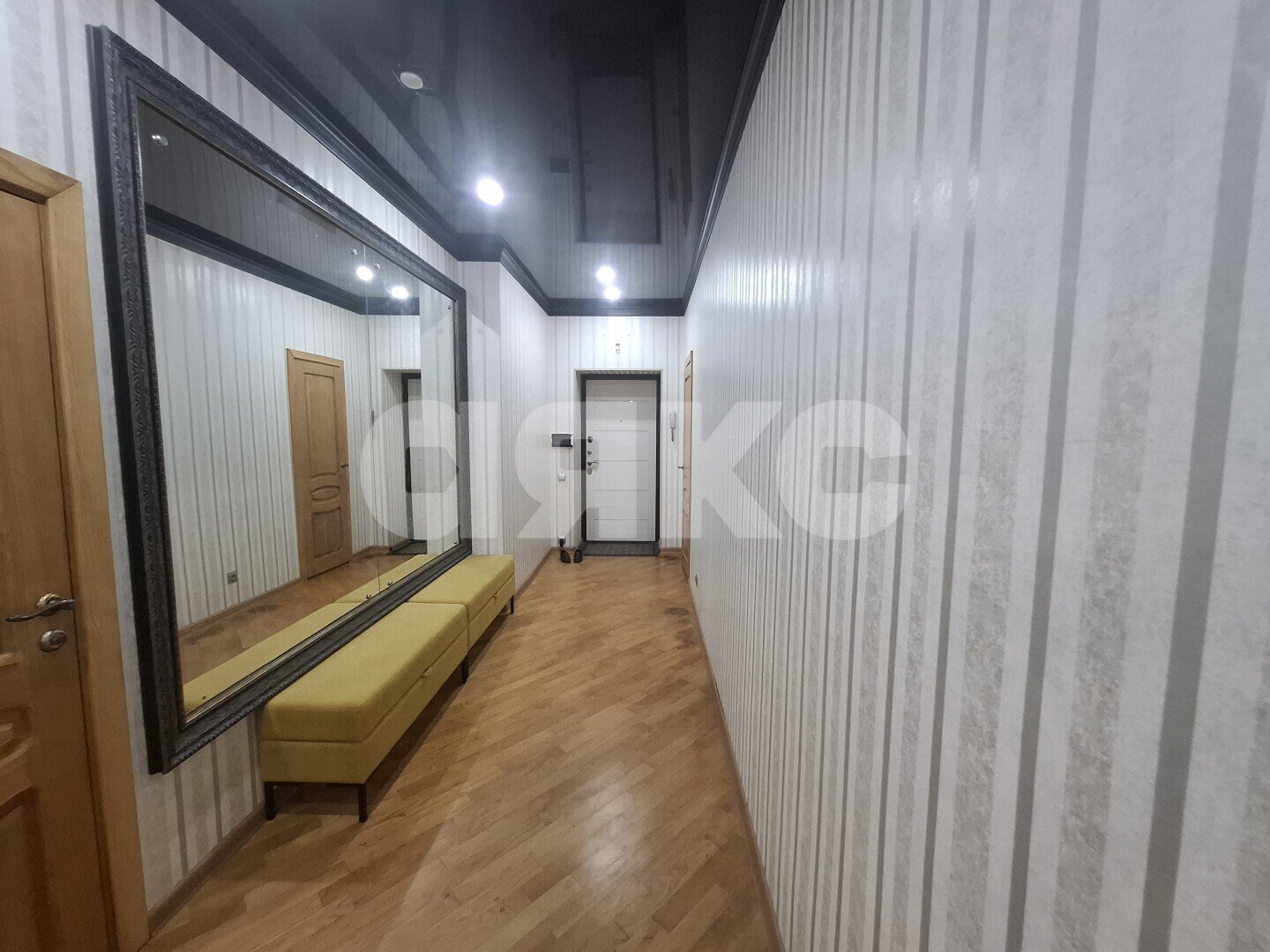 Фото №15: 4-комнатная квартира 141&nbsp;м², 2/9&nbsp;эт. - Майкоп, мкр. квартал Черёмушки, ул. Пионерская, 377