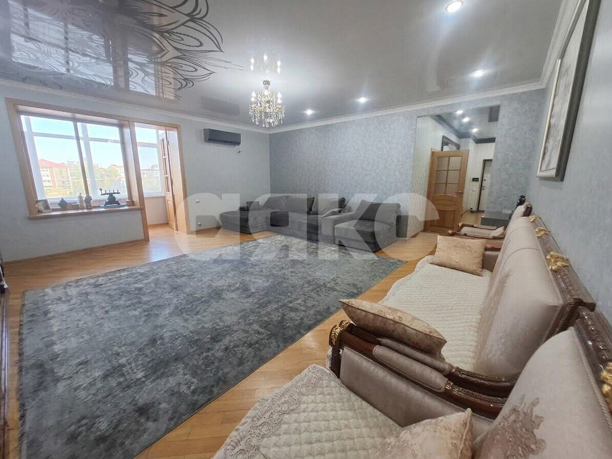 Фото №6: 4-комнатная квартира 141&nbsp;м², 2/9&nbsp;эт. - Майкоп, мкр. квартал Черёмушки, ул. Пионерская, 377