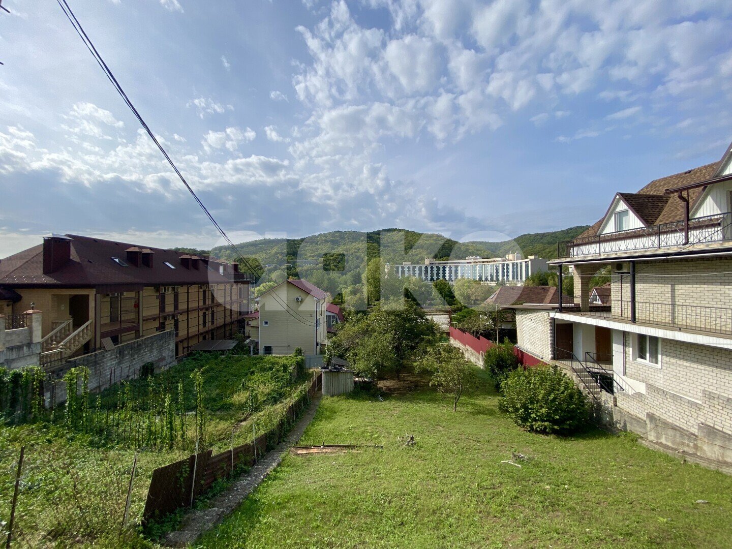 Фото №2: Дуплекс 192&nbsp;м² + 8.75&nbsp;сот., 3&nbsp;эт. - Небуг, мкр. ЖК Botanica Hills, ул. Спортивная, 12лит2