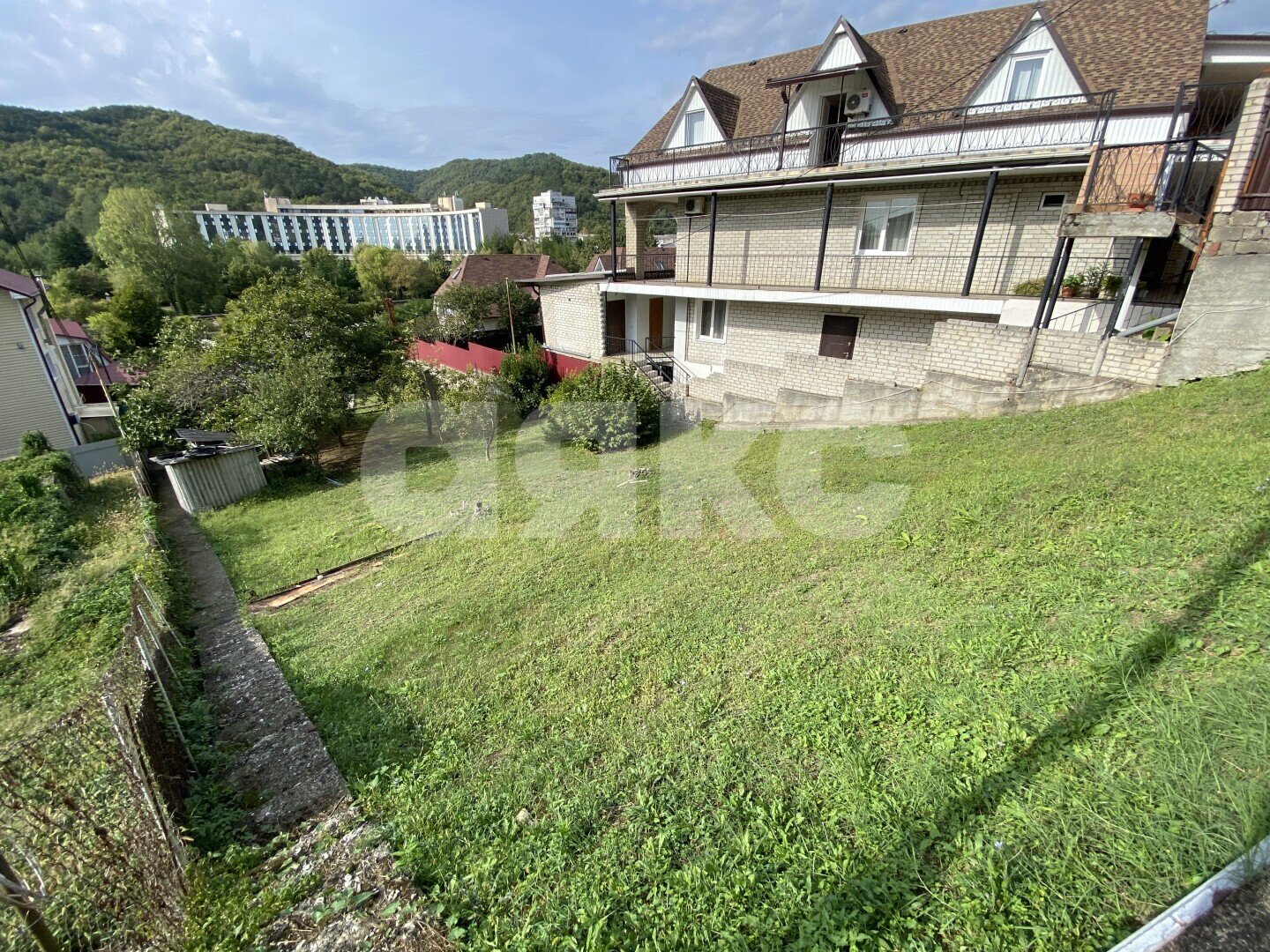 Фото №33: Дуплекс 192&nbsp;м² + 8.75&nbsp;сот., 3&nbsp;эт. - Небуг, мкр. ЖК Botanica Hills, ул. Спортивная, 12лит2