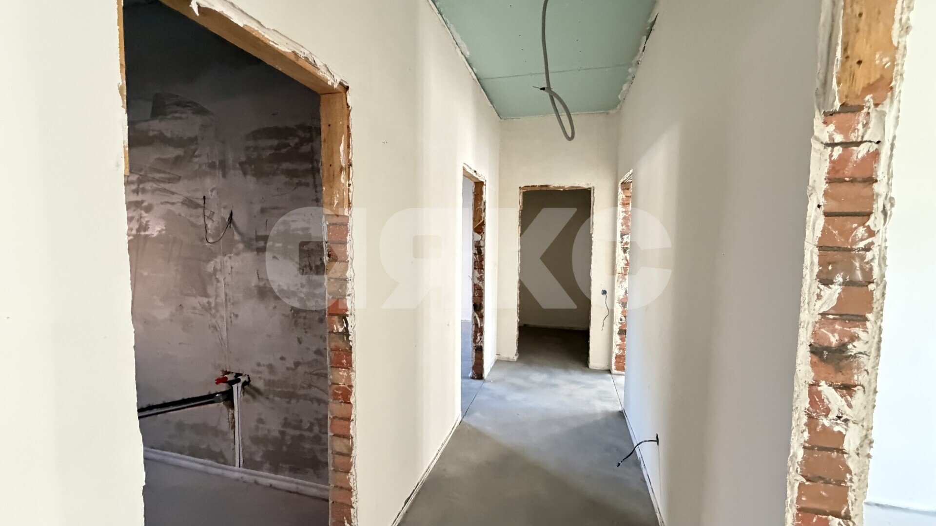 Фото №5: Дом 130&nbsp;м² + 4&nbsp;сот., 1&nbsp;эт. - Батайск, мкр. Восточный, ул. Авиационная