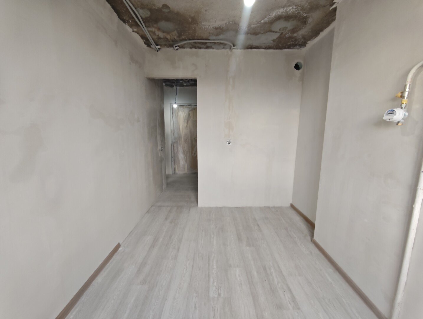 Фото №6: 3-комнатная квартира 62&nbsp;м², 8/9&nbsp;эт. - Мариуполь, р. Ильичёвский, пр-кт Металлургов, 206А