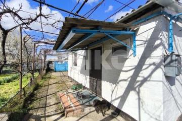Фото №1: Дом 54 м² + 7.85 сот., 1 эт. - Новокубанск, ул. Лихачёва, 7