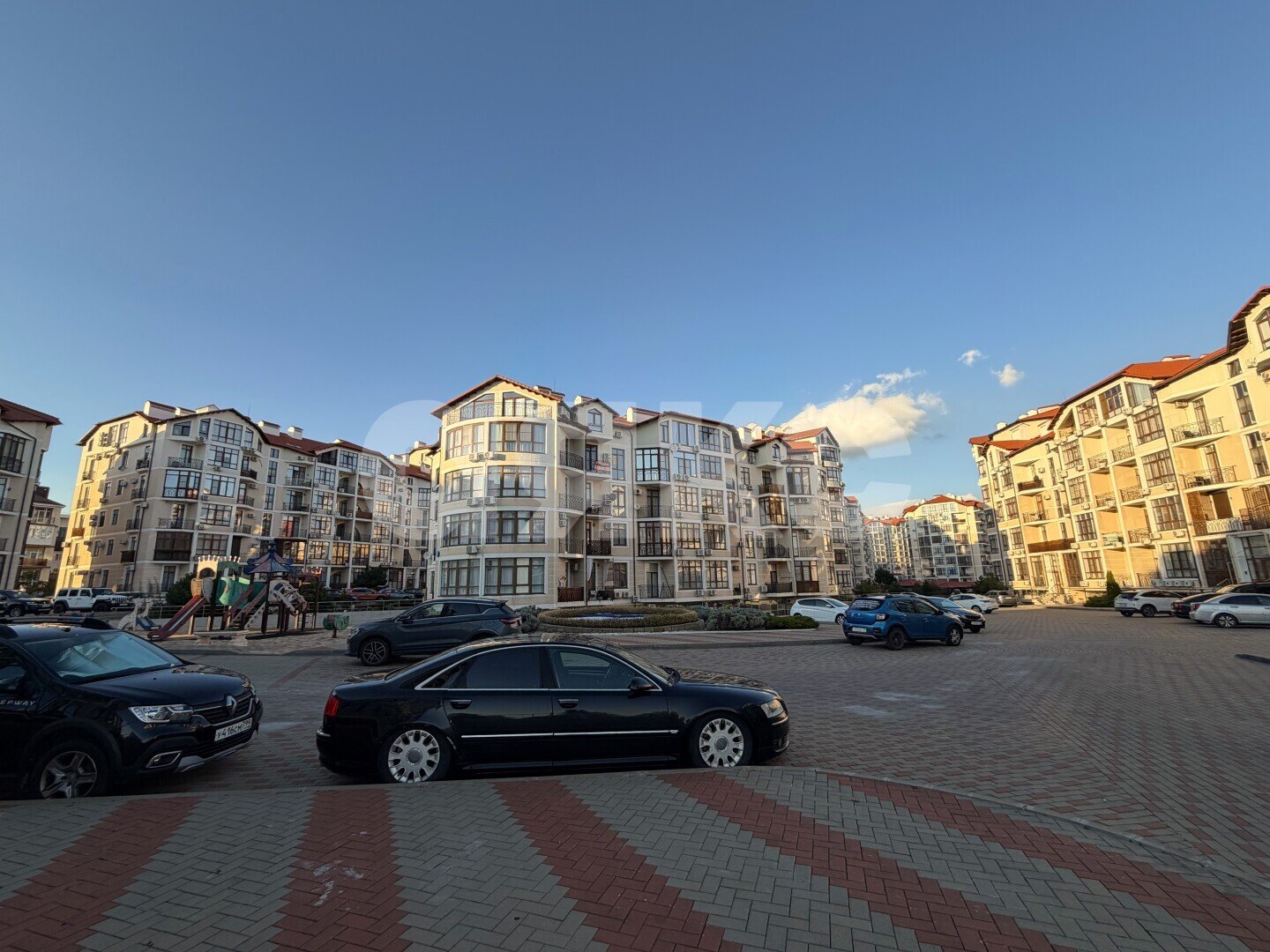 Фото №16: 2-комнатная квартира 54&nbsp;м², 3/9&nbsp;эт. - Геленджик, Толстый Мыс, мкр. ЖК Черноморский-2, ул. Крымская, 22к22