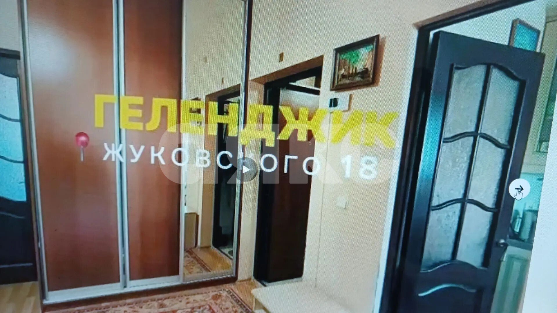 Фото №3: 4-комнатная квартира 98&nbsp;м², 2/9&nbsp;эт. - Геленджик, мкр. Южный, ул. Жуковского, 18