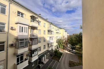 Фото №1: 2-комнатная квартира 49&nbsp;м², 4/5&nbsp;эт. - Мариуполь, р. Ильичёвский, пр-кт Ильича, 140