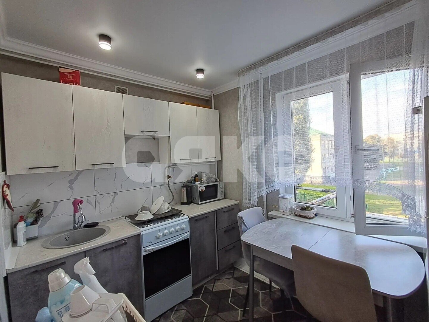 Фото №1: 2-комнатная квартира 48&nbsp;м², 3/5&nbsp;эт. - Кропоткин, пер. Белинского, 35