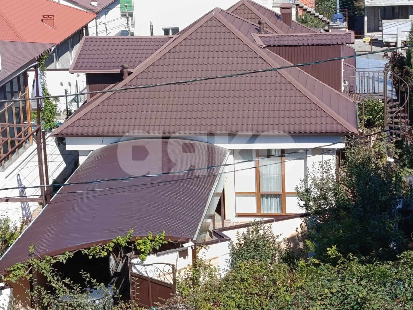 Фото №2: Дом 124&nbsp;м² + 2.6&nbsp;сот., 2&nbsp;эт. - Геленджик, мкр. Магилат, ул. Цветочная, 57