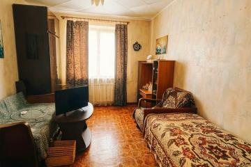 Фото №1: 3-комнатная квартира 63&nbsp;м², 9/9&nbsp;эт. - Мариуполь, р. Ильичёвский, ул. Мамина-Сибиряка, 42