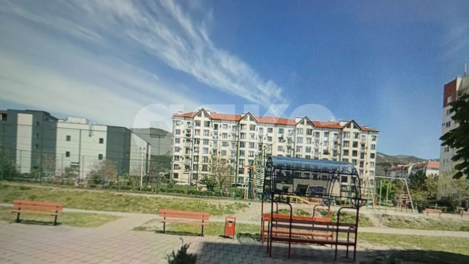 Фото №1: 2-комнатная квартира 62&nbsp;м², 3/9&nbsp;эт. - Геленджик, мкр. Южный, ул. Жуковского, 18