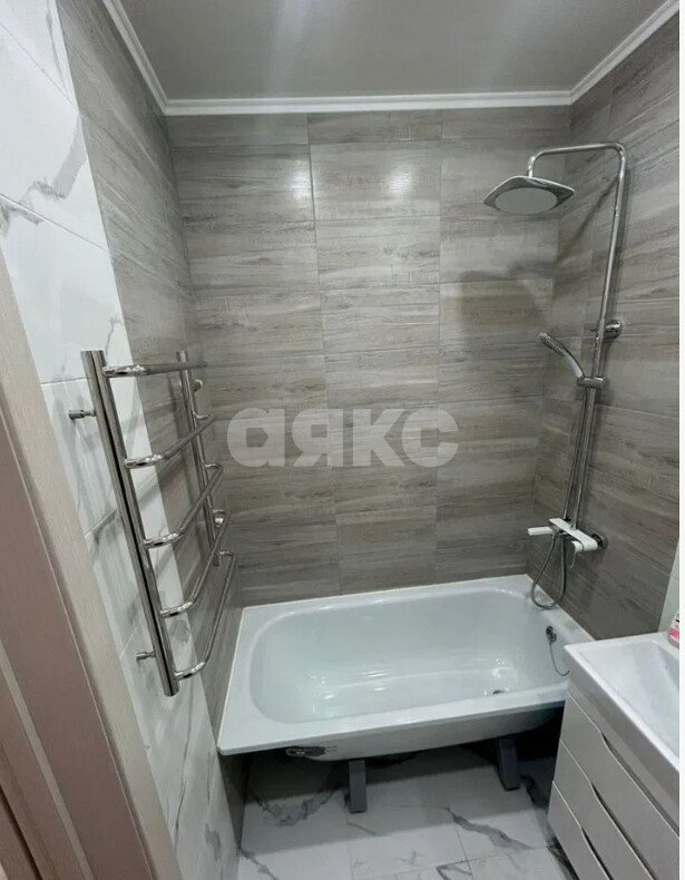 Фото №6: 1-комнатная квартира 37&nbsp;м², 5/5&nbsp;эт. - Кропоткин, мкр. 1-й, 22