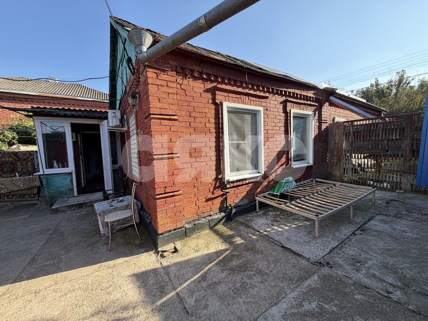 Фото №1: Дом 41&nbsp;м² + 5.82&nbsp;сот., 1&nbsp;эт. - Армавир, мкр. Линии, ул. Фрунзе, 171