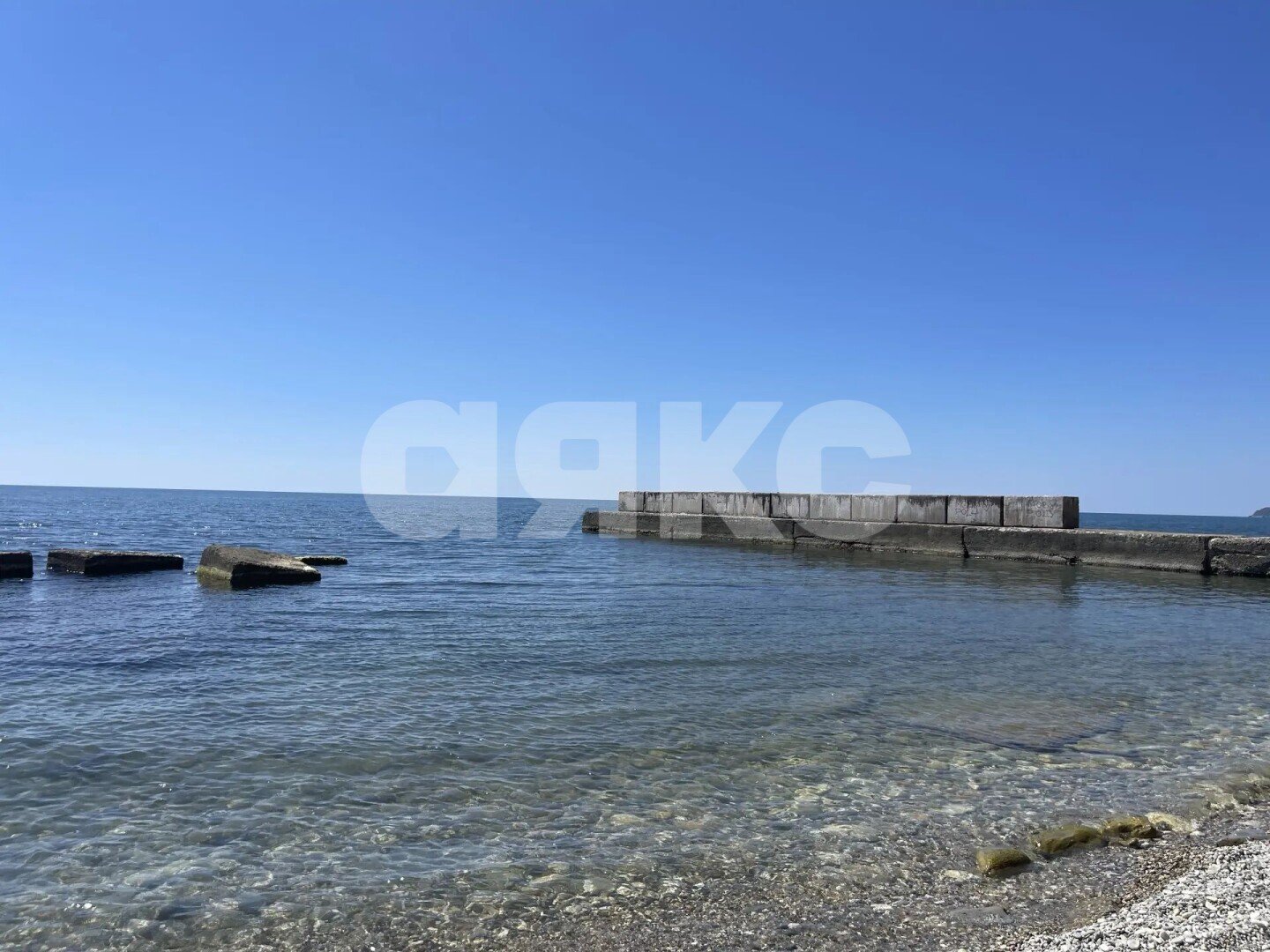 Фото №1: Дом 56&nbsp;м² + 7.23&nbsp;сот., 1&nbsp;эт. - пансионата Гизельдере, Лагуна, мкр. квартал 2, пер. Сосновый, 9