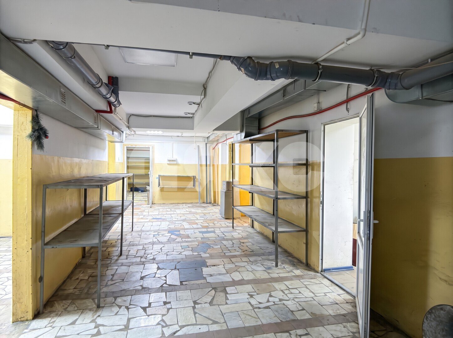 Фото №15: Коммерция 457&nbsp;м², 3/3&nbsp;эт. - Анапа, ул. Заводская, 28Б