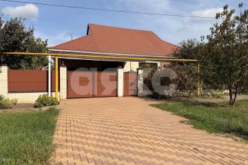 Фото №1: Дом 145 м² + 6.17 сот., 1 эт. - Выселки, мкр. квартал Суворовка, ул. Южная