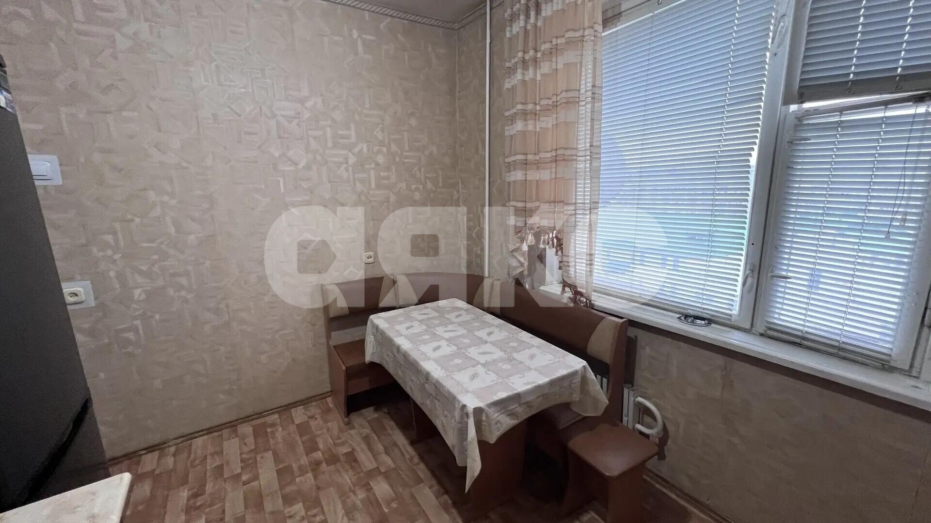 Фото №5: 1-комнатная квартира 38&nbsp;м², 6/9&nbsp;эт. - Майкоп, мкр. квартал Черёмушки, ул. Пионерская, 405