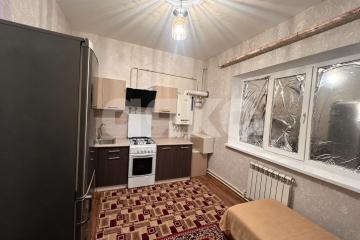 Фото №1: 1-комнатная квартира 33 м², 1/1 эт. - Новокубанск, мкр. Юбилейный, ул. Рождественская, 1
