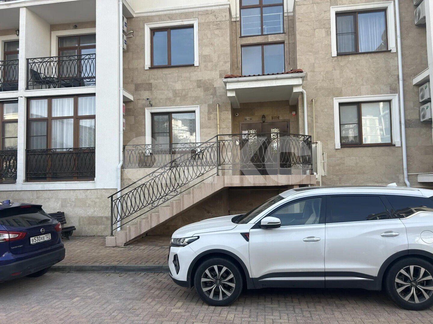 Фото №4: 1-комнатная квартира 54&nbsp;м², 1/6&nbsp;эт. - Геленджик, ул. Мира, 44лит3
