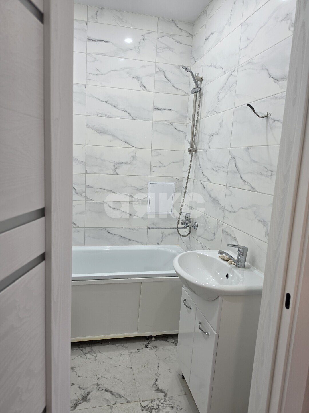 Фото №8: 2-комнатная квартира 59&nbsp;м² - Кореновск, мкр. 10-й, ул. Таманская, 3к1