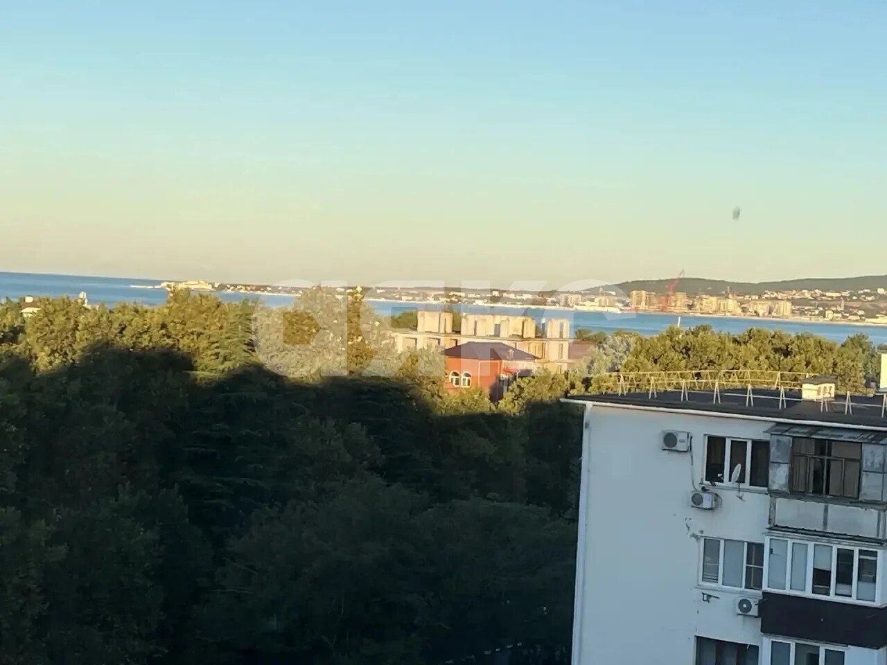 Фото №1: 3-комнатная квартира 127&nbsp;м², 6/6&nbsp;эт. - Геленджик, ул. Колхозная, 85