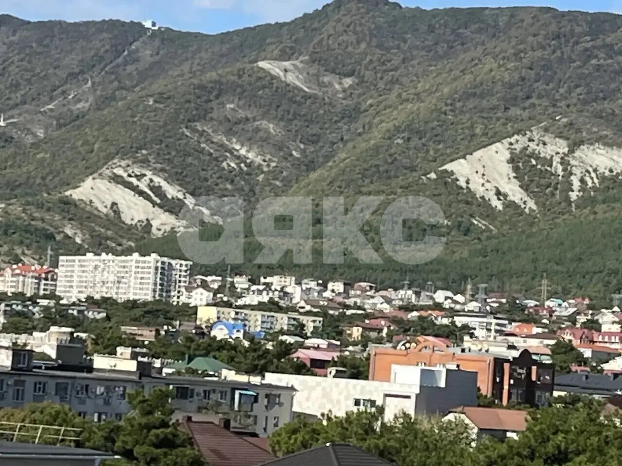 Фото №4: 3-комнатная квартира 127&nbsp;м², 6/6&nbsp;эт. - Геленджик, ул. Колхозная, 85