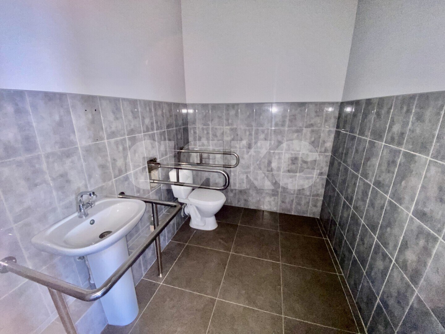 Фото №10: Коммерция 71&nbsp;м², 1/6&nbsp;эт. - Анапа, ул. Кати Соловьяновой, 84
