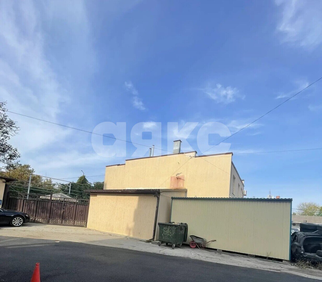 Фото №3: Коммерция 280&nbsp;м², 2/2&nbsp;эт. - Анапа, ул. Чехова, 69