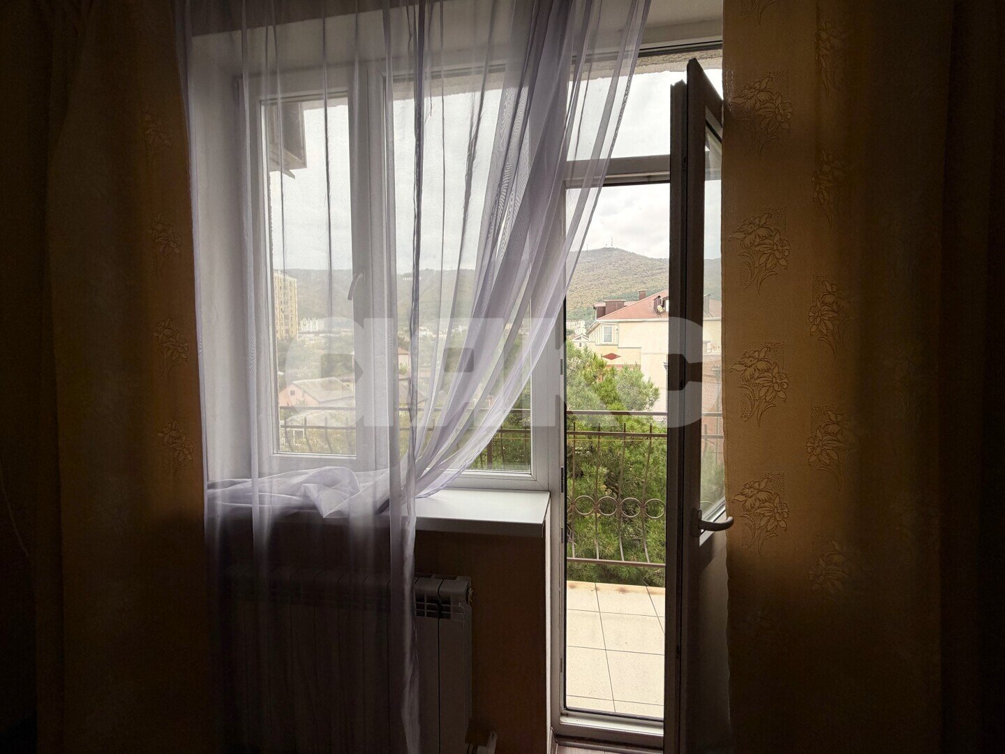 Фото №2: 1-комнатная квартира 43&nbsp;м², 3/4&nbsp;эт. - Геленджик, ул. Розы Люксембург, 66