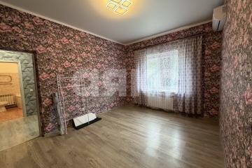 Фото №1: 1-комнатная квартира 38&nbsp;м², 1/3&nbsp;эт. - Кореновск, ул. Коммунистическая, 7Г