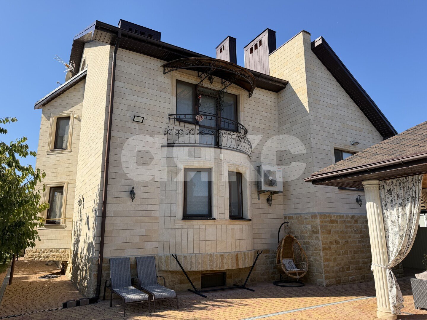 Фото №3: Дом 303&nbsp;м² + 6&nbsp;сот., 2&nbsp;эт. - Анапа, мкр. Алексеевка, ул. Таёжная, 19