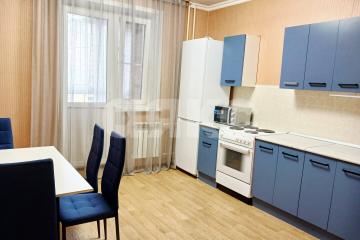 Фото №1: 2-комнатная квартира 64 м², 5/17 эт. - Липецк, мкр. Университетский, ул. Е.И. Замятина, 1