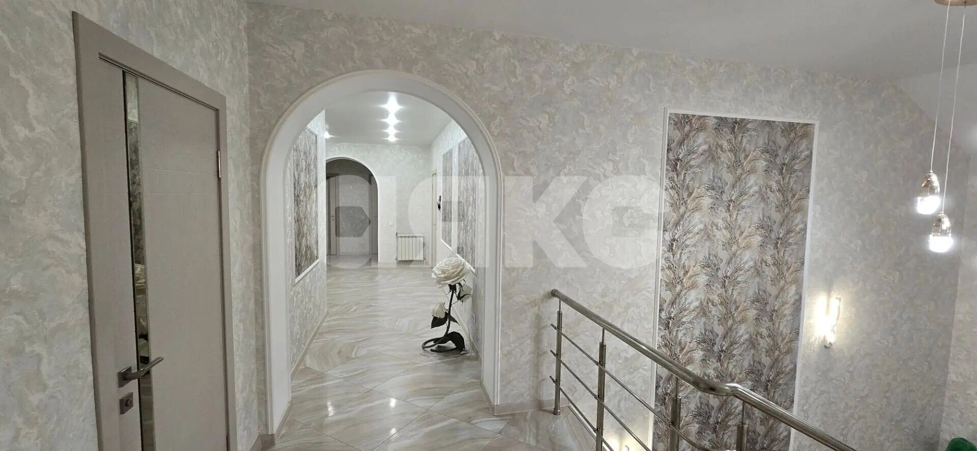 Фото №9: Дом 495&nbsp;м² + 10.5&nbsp;сот., 2&nbsp;эт. - Красный, ул. Красноармейская