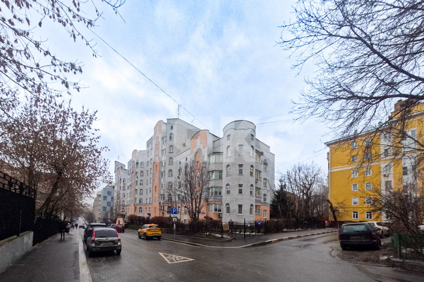 Фото №2: 4-комнатная квартира 143&nbsp;м², 3/4&nbsp;эт. - Москва, р. Таганский, пер. 2-й Сыромятнический, 10