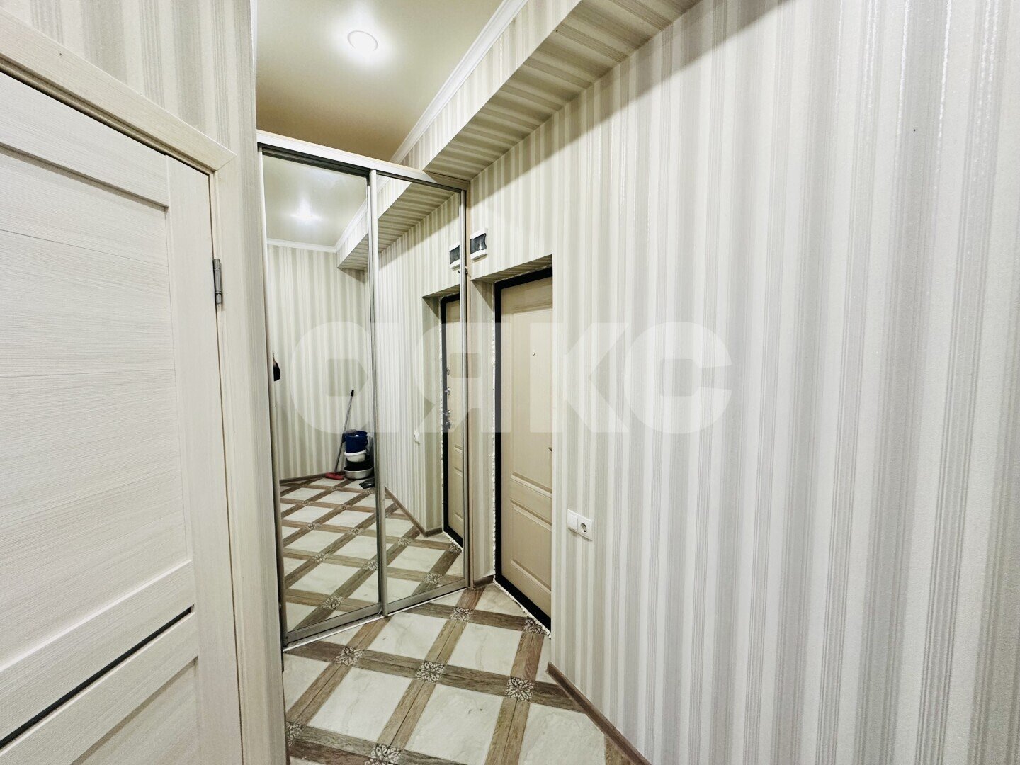 Фото №5: 1-комнатная квартира 33&nbsp;м², 5/8&nbsp;эт. - Сочи, Центральный, Новый Сочи, СНТ Железнодорожник, мкр. массив № 1, ул. Виноградная, 123/8