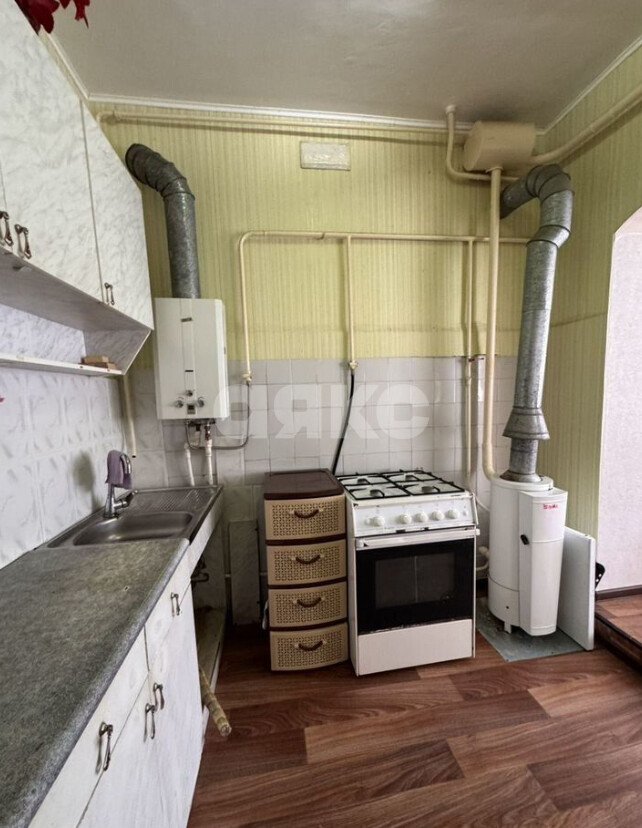 Фото №9: 3-комнатная квартира 68&nbsp;м², 1/2&nbsp;эт. - Курганинск, ул. 50 лет Октября, 1А