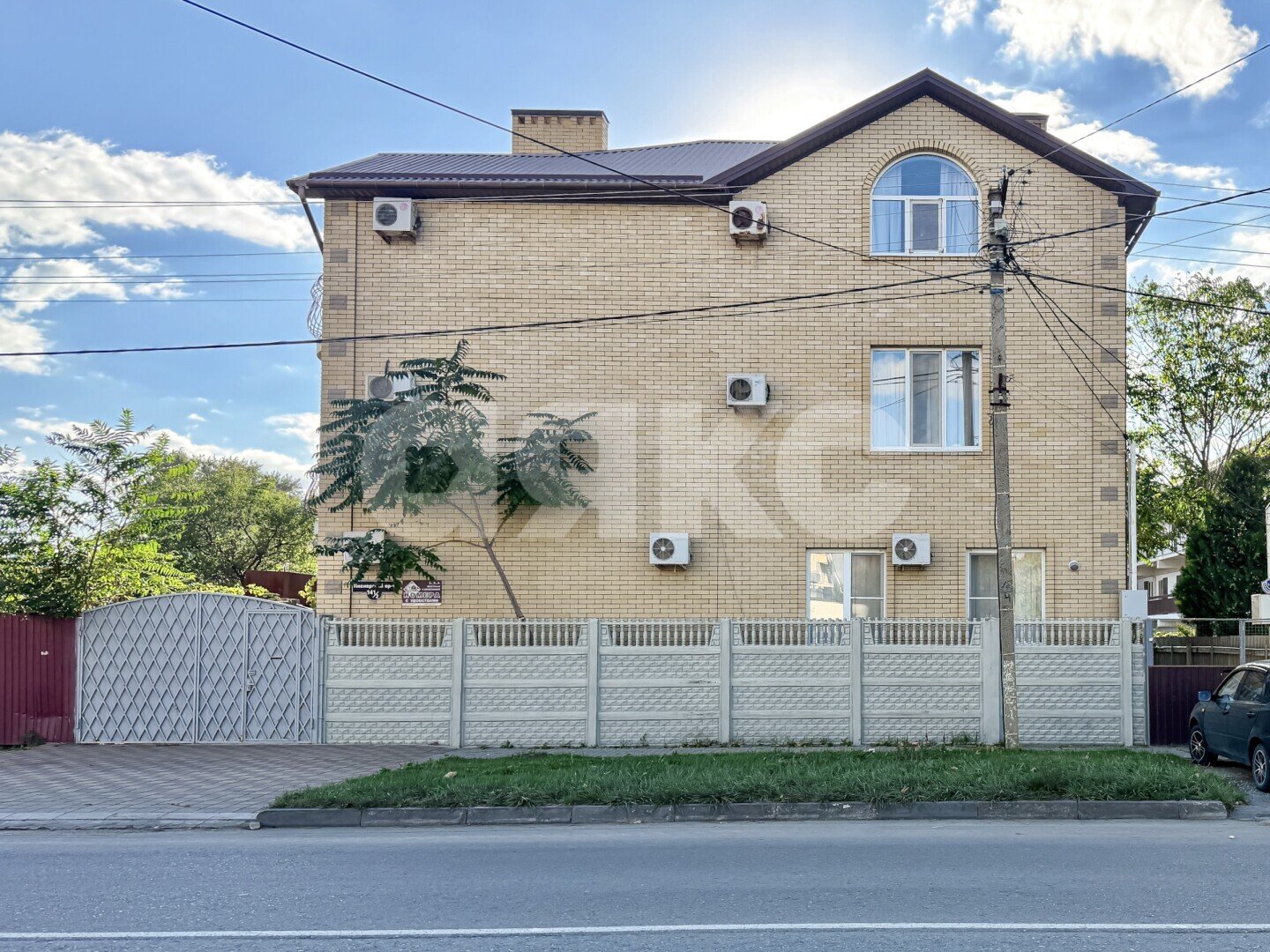 Фото №2: Коммерция 501&nbsp;м², 1/3&nbsp;эт. - Анапа, пр-кт Пионерский, 141кв2