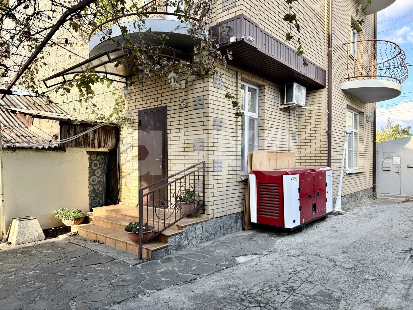 Фото №11: Коммерция 501&nbsp;м², 1/3&nbsp;эт. - Анапа, пр-кт Пионерский, 141кв2