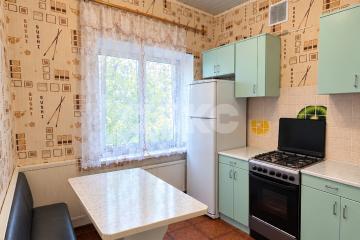 Фото №1: 2-комнатная квартира 41&nbsp;м², 5/5&nbsp;эт. - Волгоград, р. Ворошиловский, ул. Козловская, 17