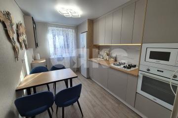 Фото №1: 2-комнатная квартира 49&nbsp;м², 8/10&nbsp;эт. - Волгоград, мкр. ЖК Колизей, ул. 70-летия Победы, 31