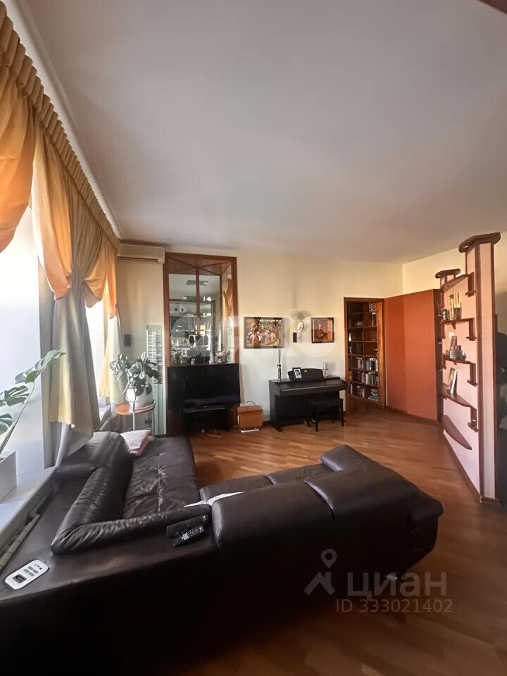 Фото №3: 3-комнатная квартира 90&nbsp;м², 4/4&nbsp;эт. - Москва, б-р Покровский, 4/17с7