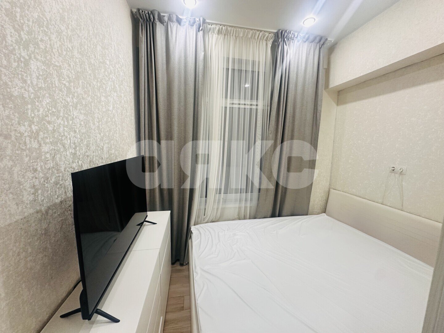Фото №8: 1-комнатная квартира 28&nbsp;м², 2/3&nbsp;эт. - Сочи, Хостинский, мкр. Соболевка, ул. Молодогвардейская, 2/6Г