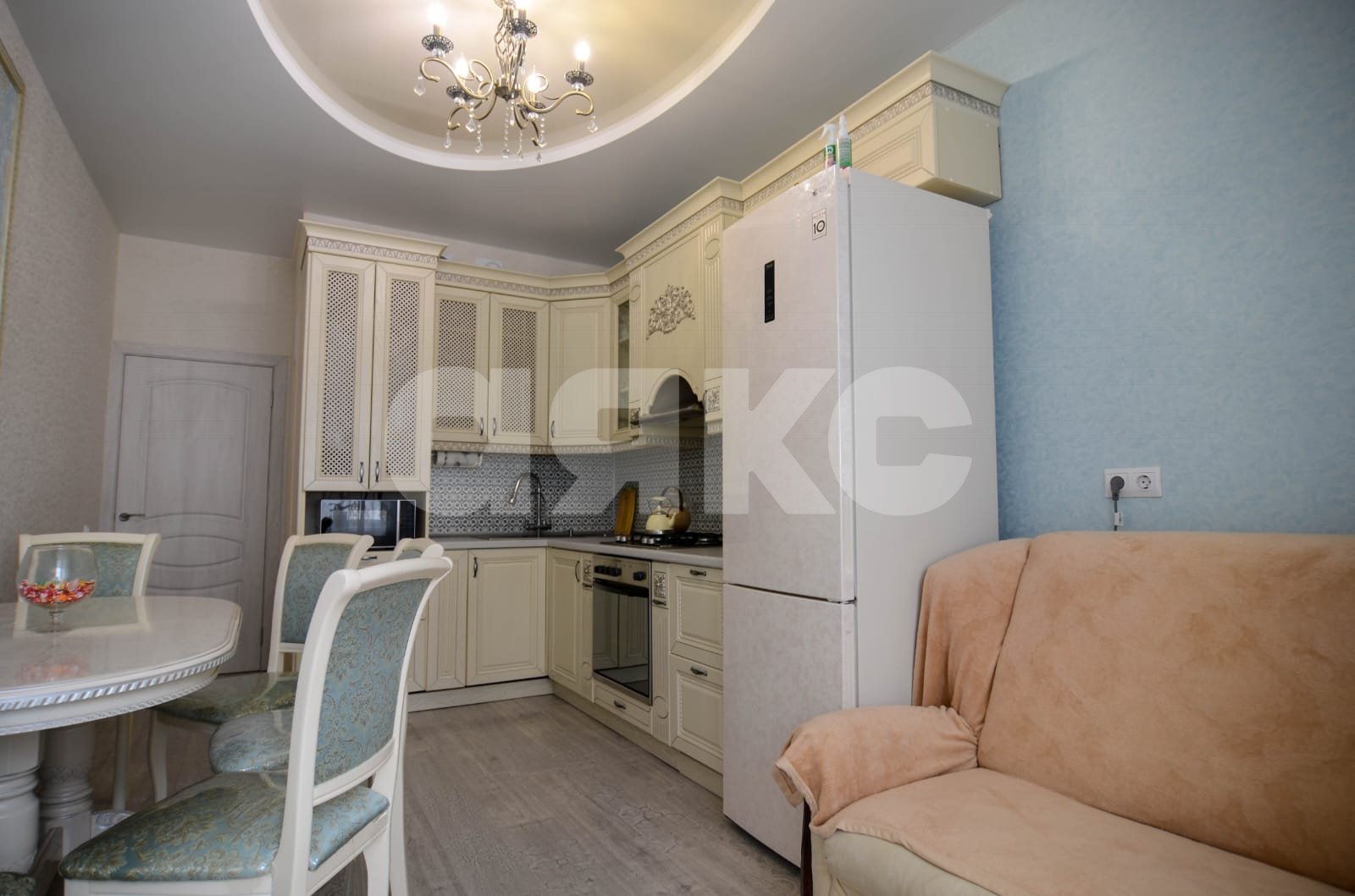 Фото №3: 2-комнатная квартира 75&nbsp;м², 1/7&nbsp;эт. - Геленджик, Южный, квартал Южный, жилой комплекс Столичный квартал, мкр. жилой комлпекс Жуковский, ул. Витебская, 14к2/2
