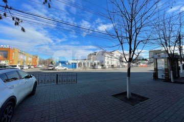 Фото №1: Коммерция 370&nbsp;м², 2/3&nbsp;эт. - Анапа, ул. Красноармейская, 20