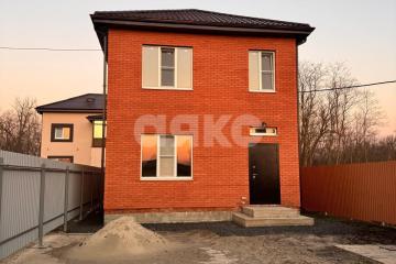Фото №1: Дом 140 м² + 5 сот., 2 эт. - Красный Сад, мкр. КП Берёзовая Роща, ул. Северная